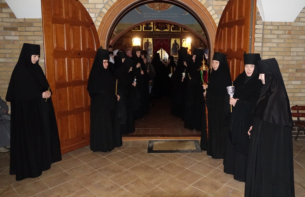 Waiting for Holy Light in Zwierki Convent