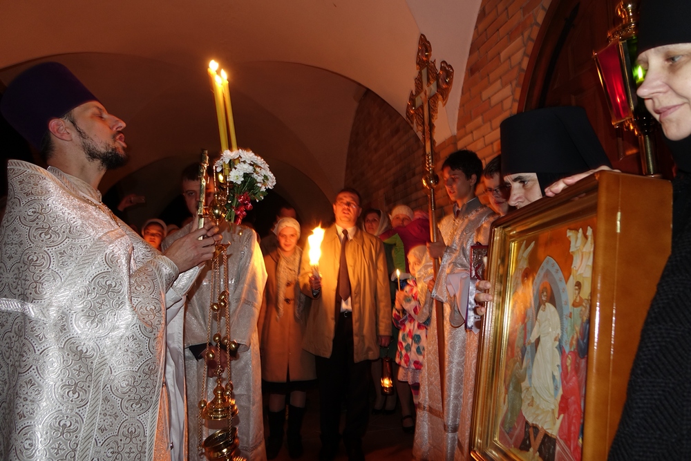 Christ Ressurection - just before the church door was open