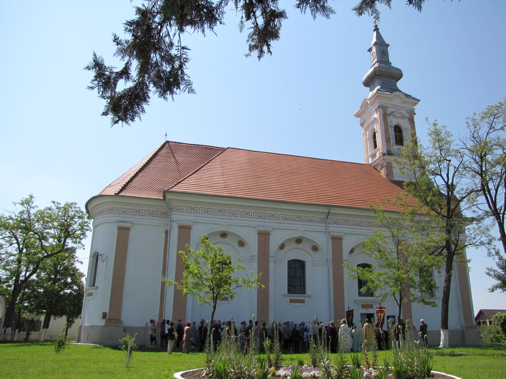 Храм