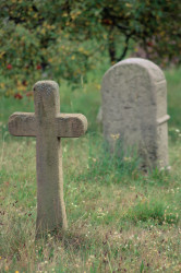 ArtemiJ 
Tomb&#039s Cross 
2016-05-13 20:53:59