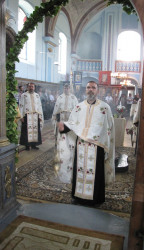 mmaksim 
Вечерња служба 
2016-05-31 20:26:47