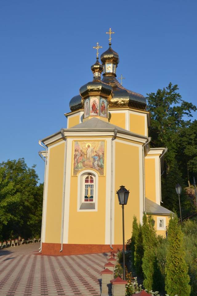 Вишнівецька Вознесенська церква УПЦ КП.