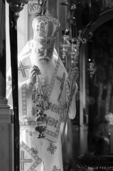 ikonographics 
Bishop Censing 
2016-06-10 18:42:57