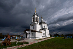 alik 
Село Коларово Храм Спаса Нерукотворного 
2016-06-29 14:58:59