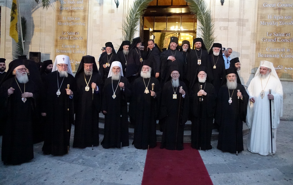 Photo of hierarchs in from of St. Titus Cathedral in Heraklion