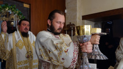 jarek 
Divine Liturgy in Gonia Monastery  
2016-07-01 15:02:42