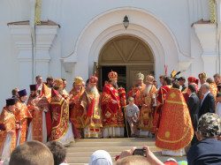 olegka86 
Епіскапы і хлопчык 
2016-07-04 15:01:12