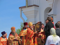 olegka86 
Урачыстасці з нагоды асвяшчэння царквы свяціцеляў Кірыла і Лаўрэнція Тураўскіх 
2016-07-07 14:08:31
