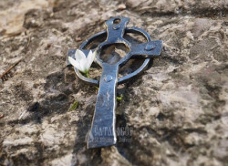 Catalog 
Celtic Cross 
2016-07-14 17:34:41