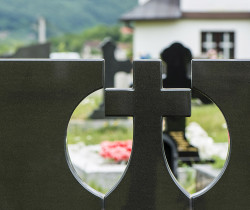 MikaV 
Tomb 
2016-07-16 05:48:31