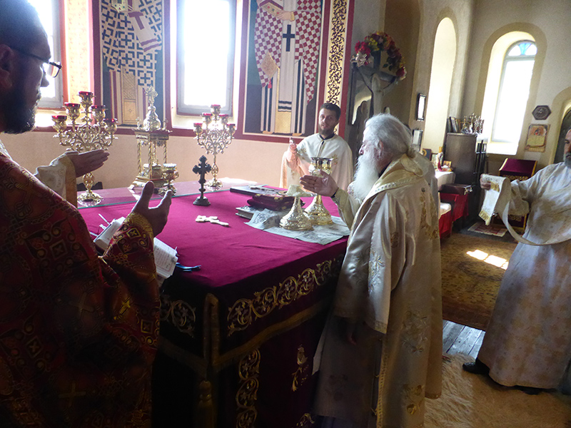 Arhijerejska Liturgija u Krusevu, Makedonija, povodom nacionalnog praznika Ilinden.