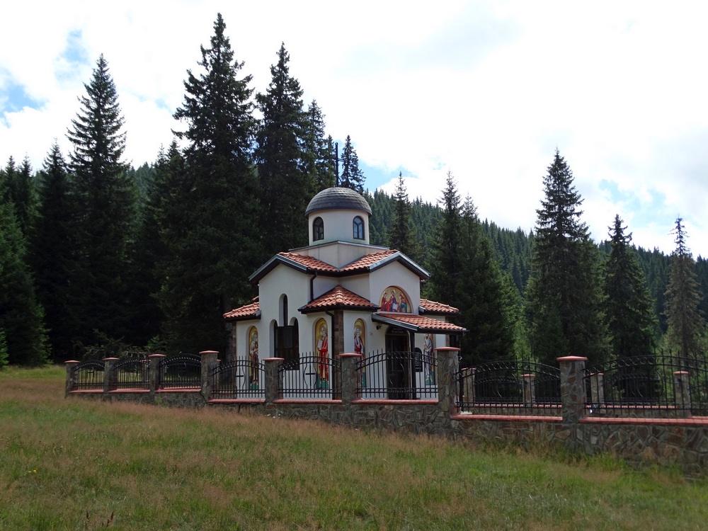храм "Св. ап. Яков" брат Господен, Родопа планина