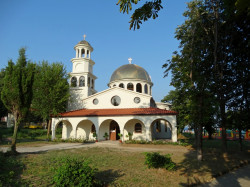 Nikolay_Chulev 
храм "Св. Успение Богородично", град Ахтопол 
2016-08-06 11:49:30