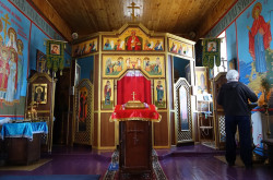 jarek 
Interior of Orthodox church in Khuzir on Olchon island on Bajkal  
2016-08-20 22:20:10