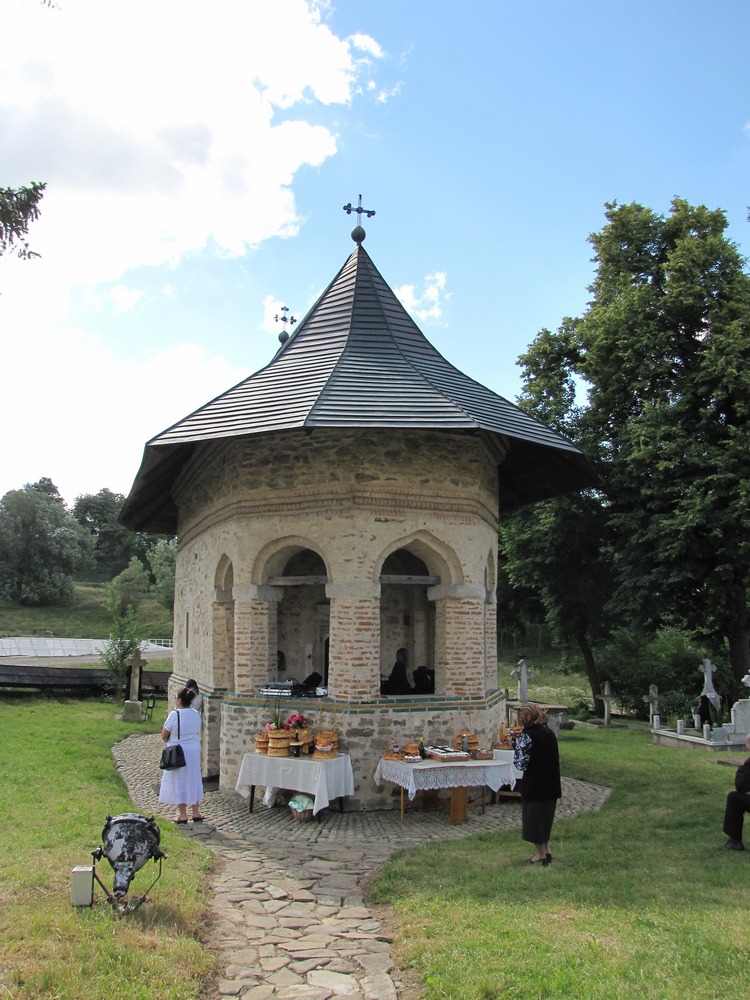 Параклис