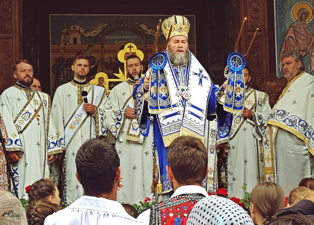 Liturghie arhierească - Mănăstirea Sfânta Ana Rohia Maramureș