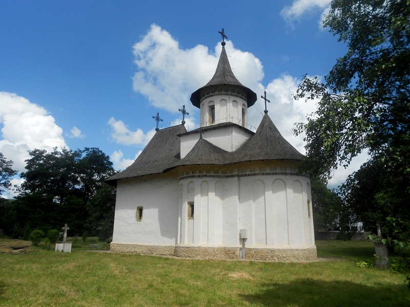 Храм у Патраути