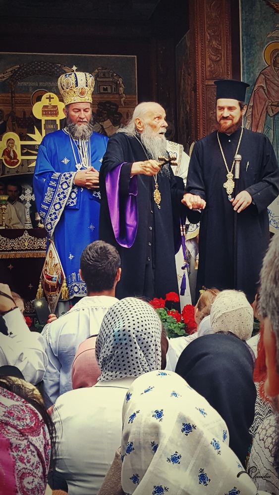 ”Hristos în mijlocul nostru!”