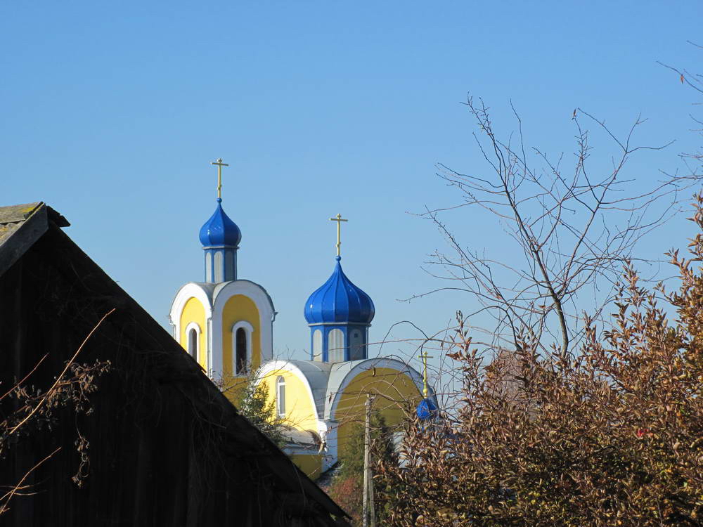 Свята-Мікольская царква ў Буда-Кашалёве. Восень