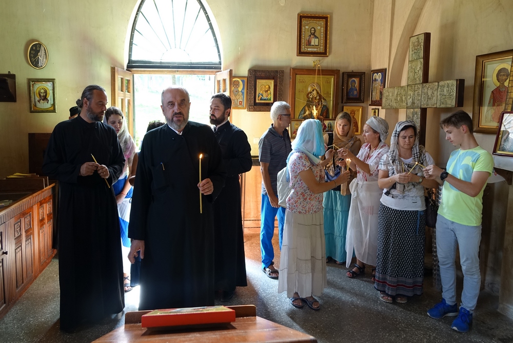 Polish pilgrims in the Orthodox church in Barkuciche 