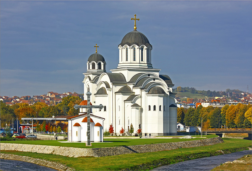 Цркве Васкрсења Господњег и Св. Нектарија у Ваљеву -  Churches of Resurrection  and St. Nectarius
