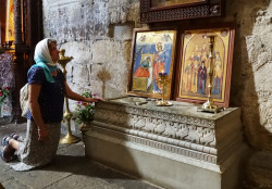 jarek1 
Prayer in Cilkani monastery 
33 
2016-10-05 22:13:01