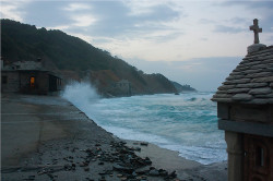 felix 
Сутон на источној обали Свете Горе - Dusk on the eastern coast of Athos 
45 
2016-10-09 20:37:43