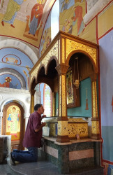 jarek1 
Relics of Sts. David and Constantine in Mocameta monastery 
2016-10-29 13:30:07