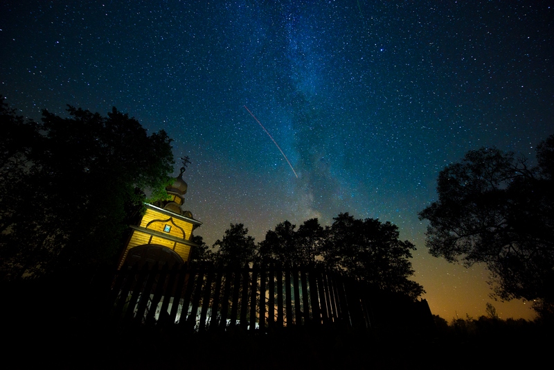 Jabłeczyńska kaplica nocą