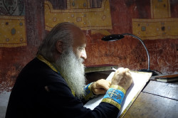 jarek1 
In Gelati monastery 
39 
2016-11-04 09:34:18
