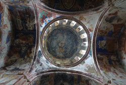 jarek1 
In Gelati monastery 
2016-11-04 09:34:39