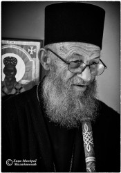 hmiodrag 
Отац Дионисије-Липовац 
2016-11-20 20:08:16