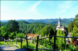ursiy 
Mănăstirea Rohia, Maramureș 
2016-11-01 11:32:23
