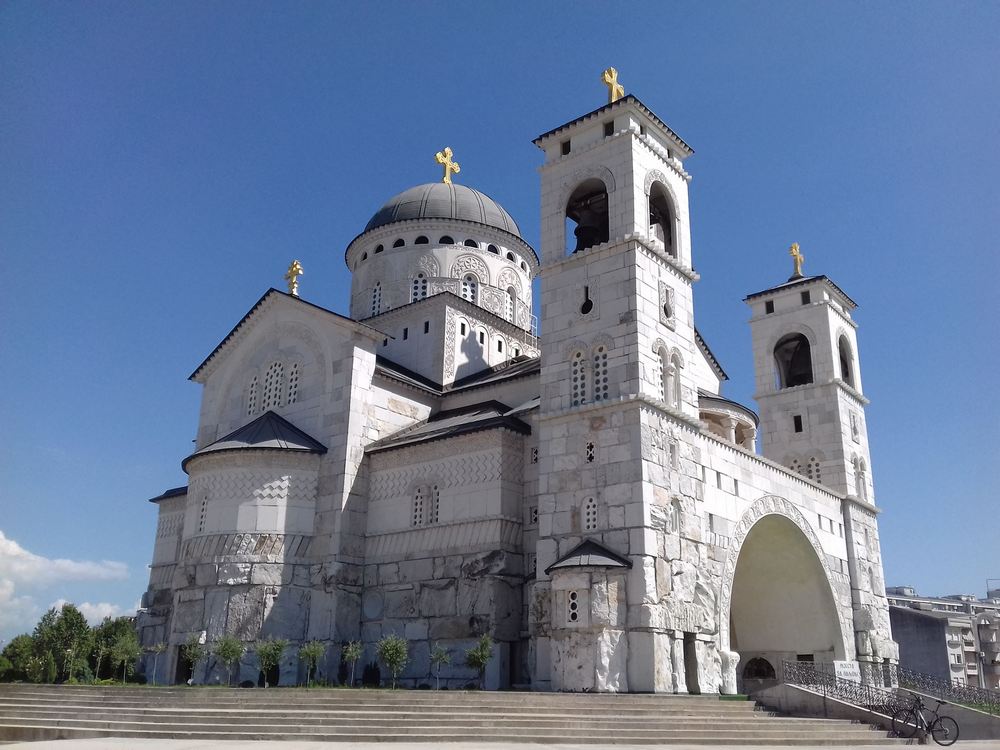 Храм Васкрсења