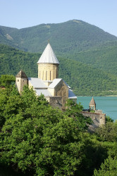 jarek1 
Ananuri Castle 
2016-12-02 21:30:02