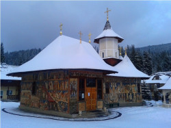 ursache 
Monastery Petru Vodă 
2016-12-02 22:23:57