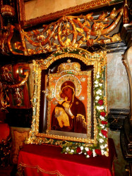 joanikije 
Богородице дјево,   радуј се благодатна ,  Господ је с тобом  ! 
2016-12-10 22:12:54