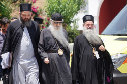 jarek 
Serbian bishops... 
2016-12-19 22:09:46