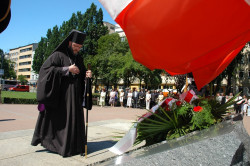 konachowicz 
Bishop Miron in Gdynia [2 july 2006] 
2017-01-01 15:29:45