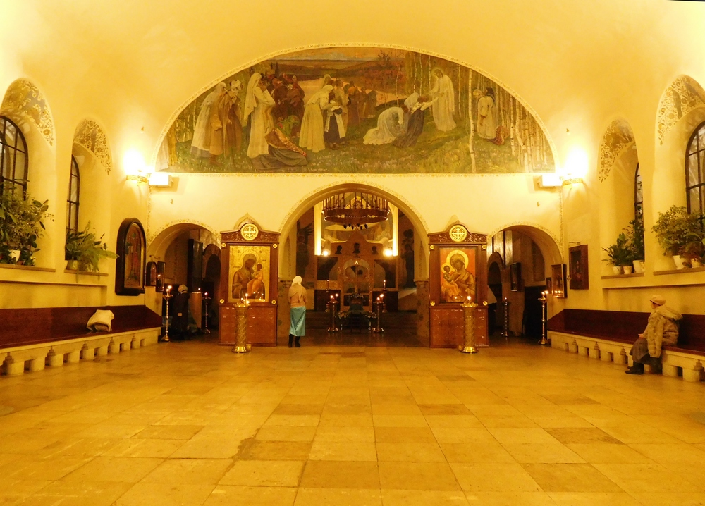 The interrior of the main church of sts. Martha and Mary Convent in Moscow