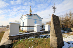 jarek1 
An old chapel in Klejniki 
2017-02-23 13:59:00