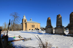 jarek1 
Orthodox cementary chapel in Sokółka 
2017-03-31 21:27:50