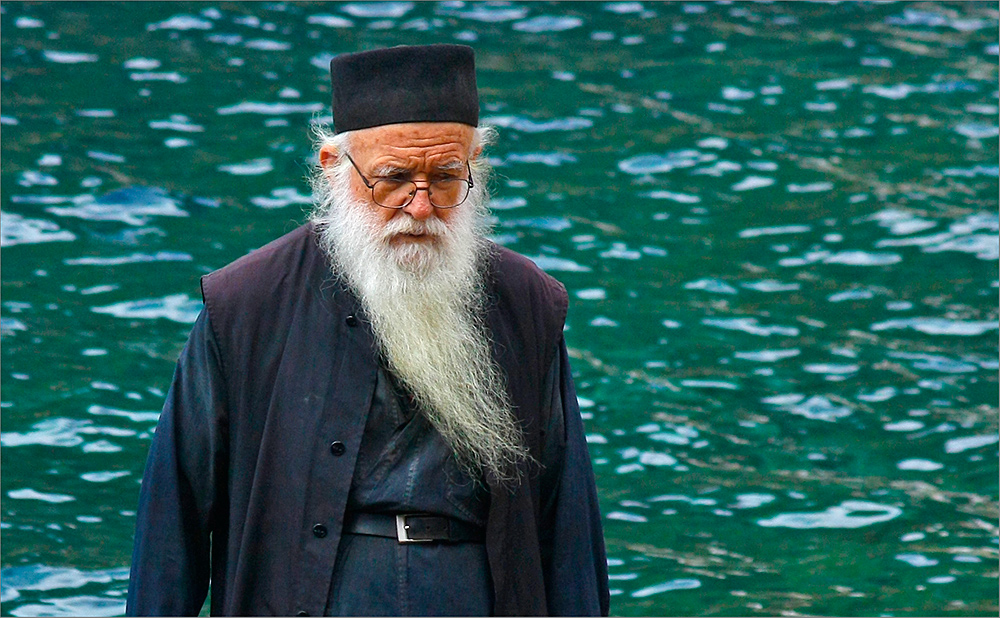 The monk from the Athos monastery Agiu Grigoriu - Монах манастира Григоријат на Светој Гори