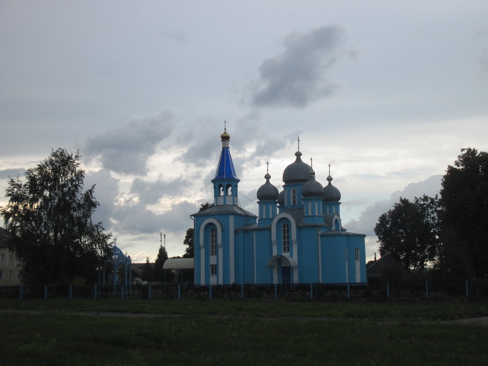 Свята-Успенская царква ў п. Краснае.