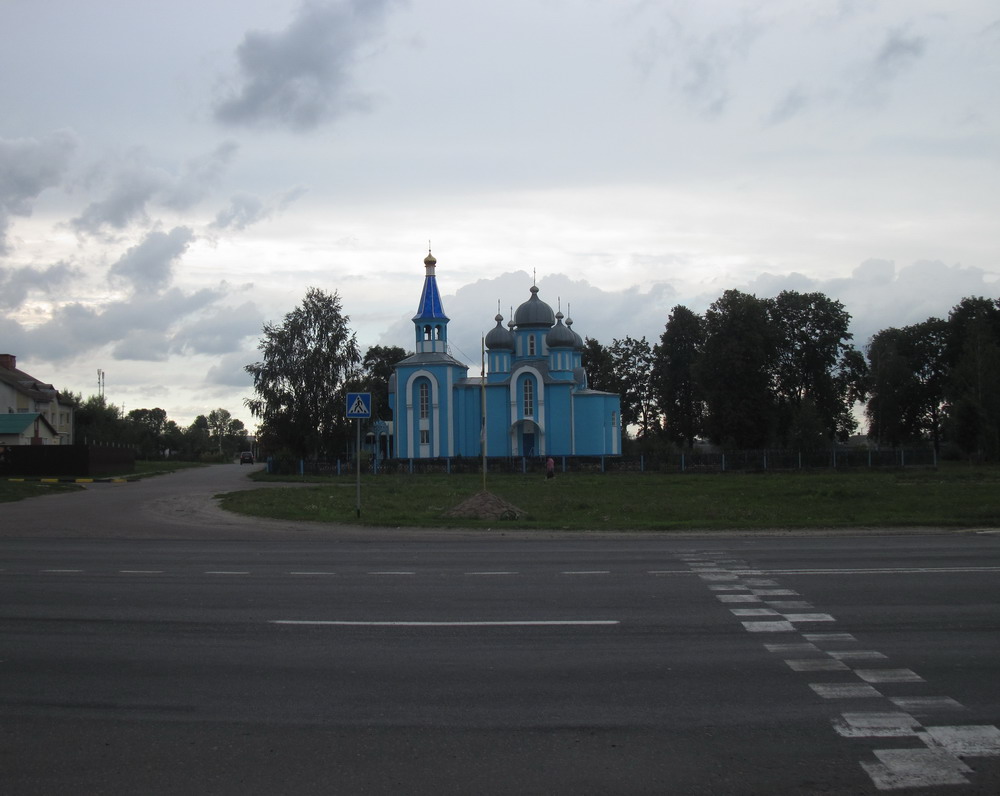 Свята-Успенская царква ў п. Краснае.