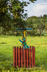 MichalD 
Roadside Cross 
2017-04-01 11:13:15