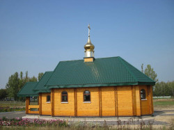 Uladzimir 
Царква св. дабрврн. Алега Бранскага ў Добрушы. 
2017-04-02 22:22:26