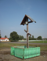 from homel 
Паклонны крыж на ўездзе ў Сатры Крупец. 
2017-04-05 11:48:59