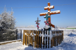 jarek1 
Crosses on the edge of Morze village 
2017-04-12 20:46:56
