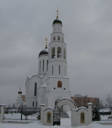 memorial 
Церковь святого порока Илии в Апрелевке. 
2017-04-28 18:06:57